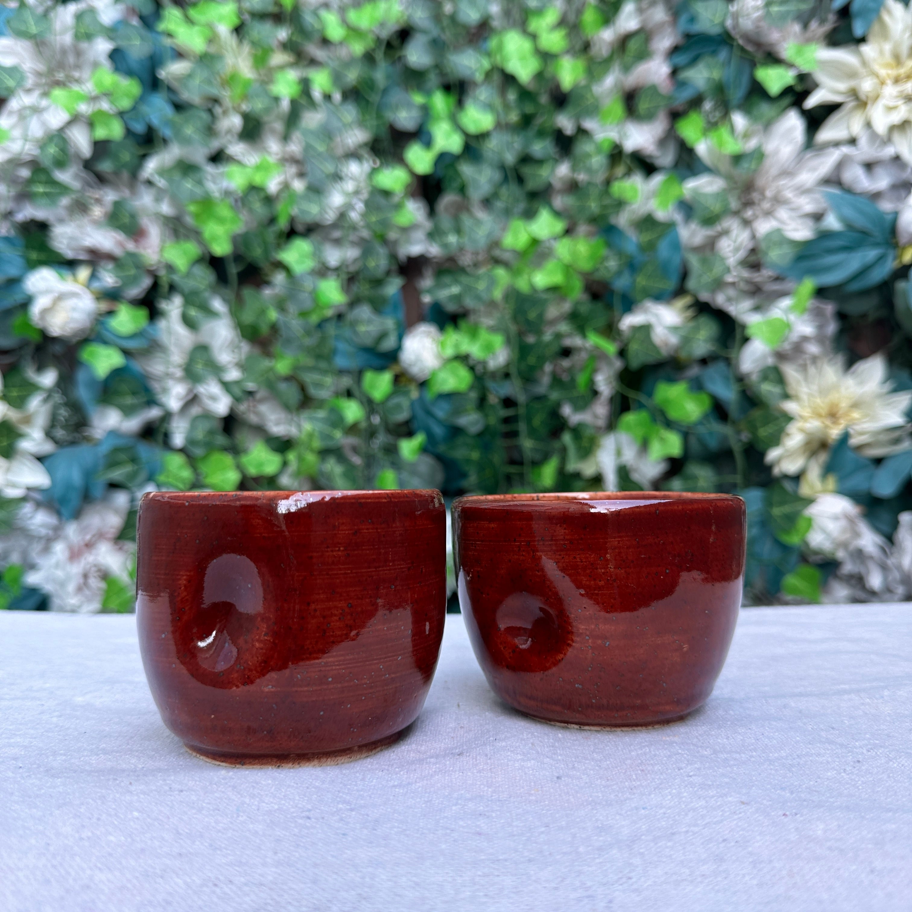 Maroon Thumb Cup Set