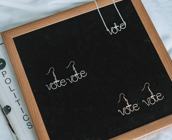 Silver Vote Wire Necklace